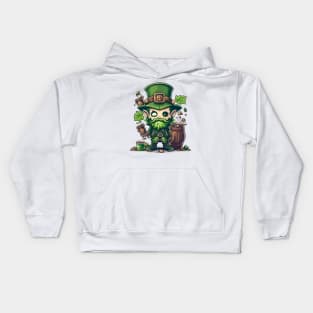 Leprechaun of St Patricks Day with green hat T-Shirt Kids Hoodie